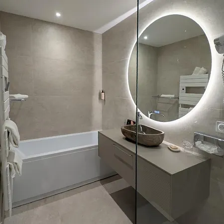 Hotel Le Relais Des Trois Mas