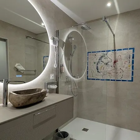 Le Relais Des Trois Mas 4*