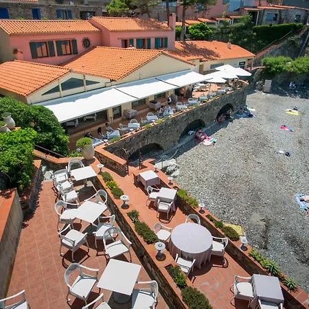 호텔 Le Relais Des Trois Mas