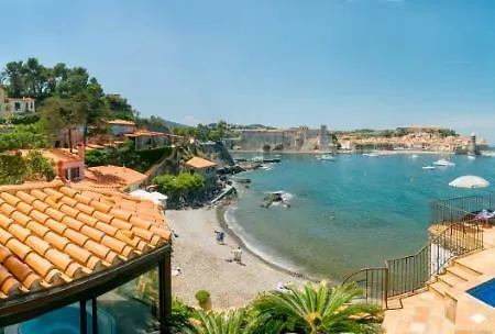 Le Relais Des Trois Mas Hotell