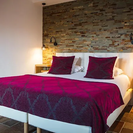 Le Relais Des Trois Mas