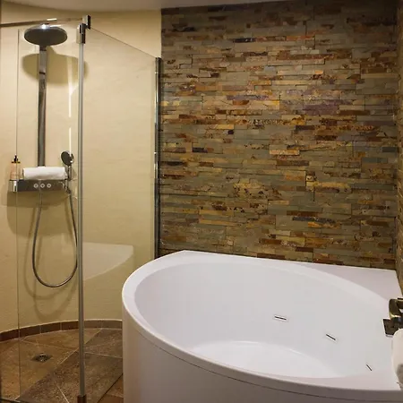 Hotel Le Relais Des Trois Mas Collioure