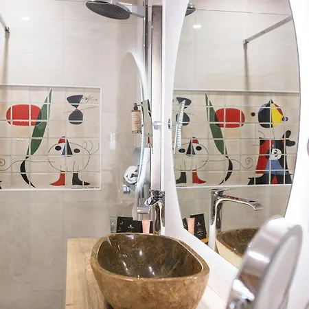 Le Relais Des Trois Mas Hotel 4*