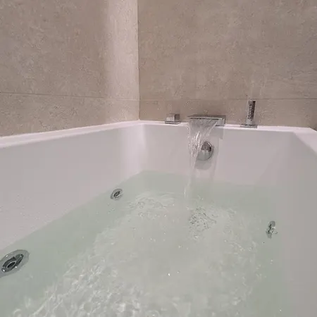 Le Relais Des Trois Mas 4*