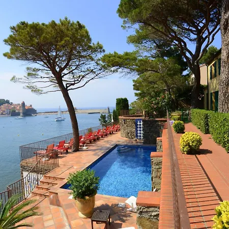 فندق Le Relais Des Trois Mas كولِيورْ