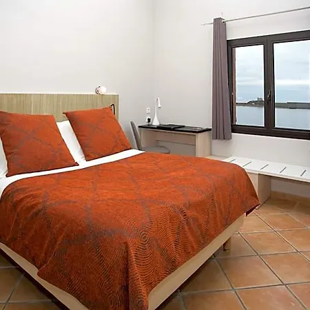Le Relais Des Trois Mas