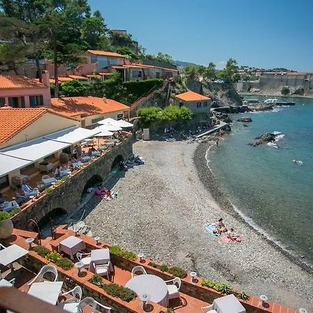 Le Relais Des Trois Mas Hotel