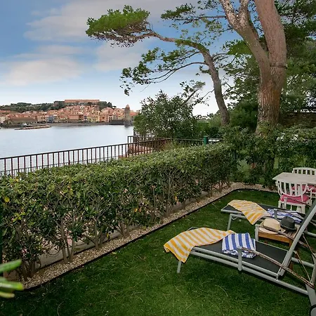 Le Relais Des Trois Mas 4*