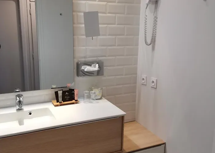 Le Relais Des Trois Mas